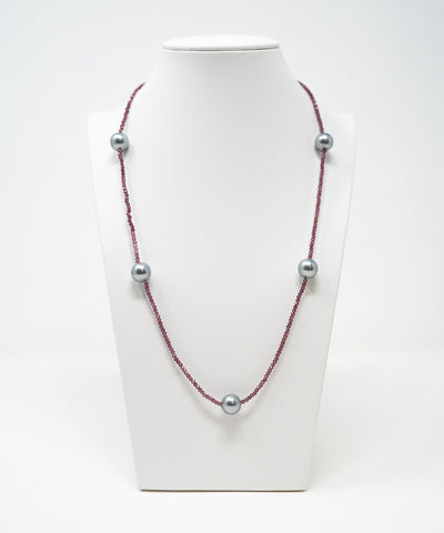 Granat, mini, mit grauer Perle